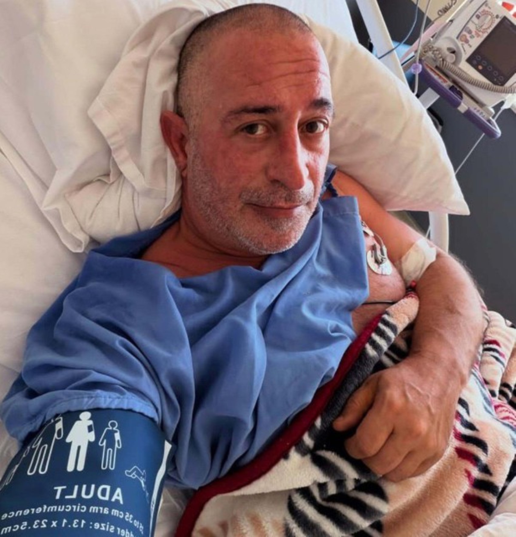 Cem Yılmaz hayatını kurtaran hastanede: Serserilik yapmıyorum