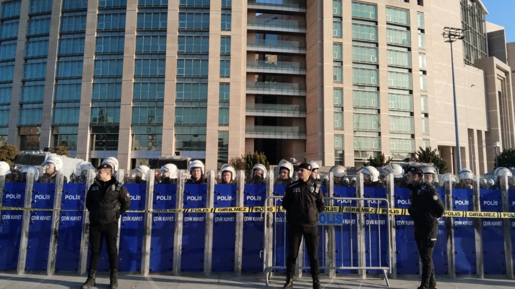 Fon soruşturmasına güven anketinden iktidara kötü haber: Yüzde 59 aynı cevabı verdi