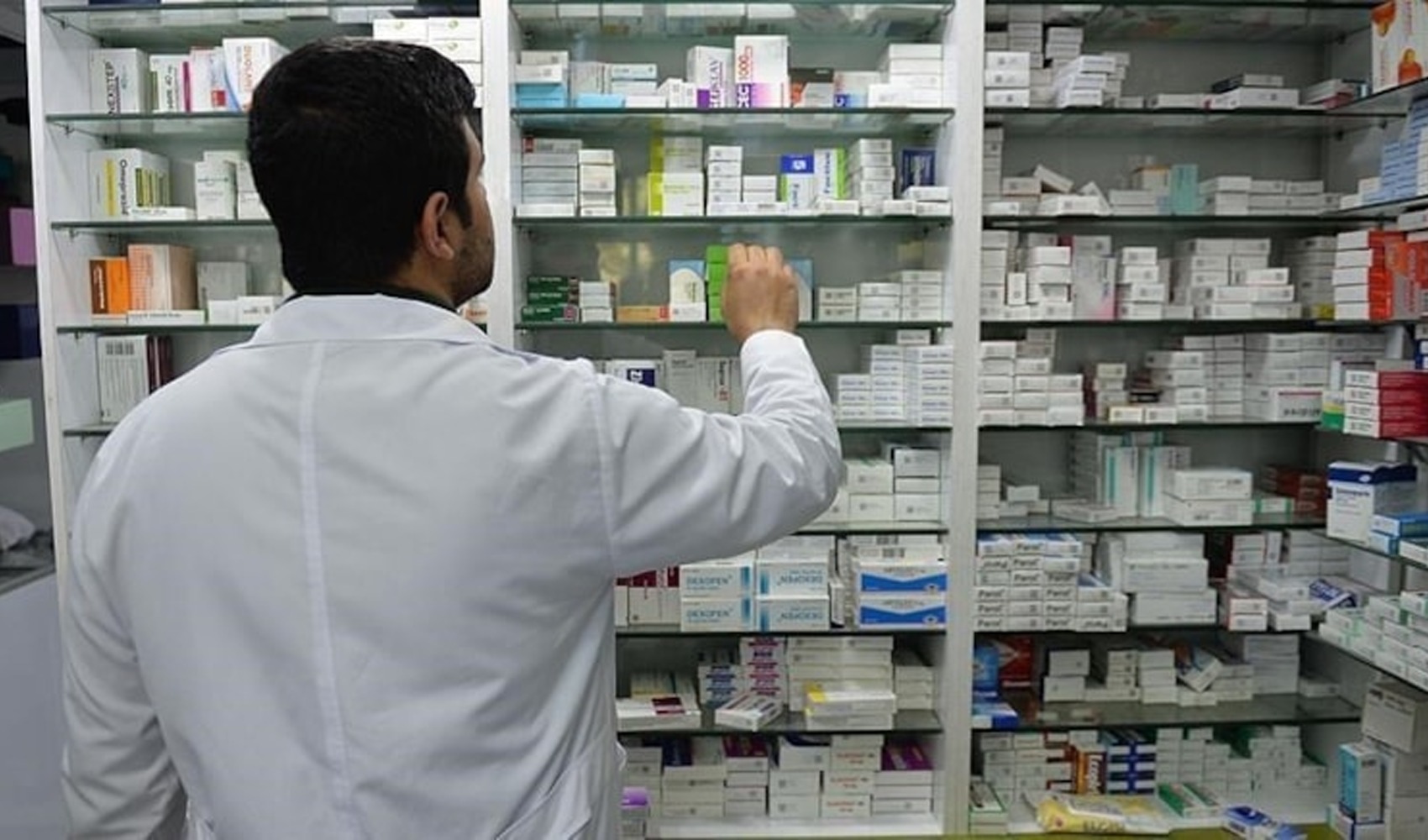 Raporlu hastalara eczaneden doğrudan ilaç kolaylığı
