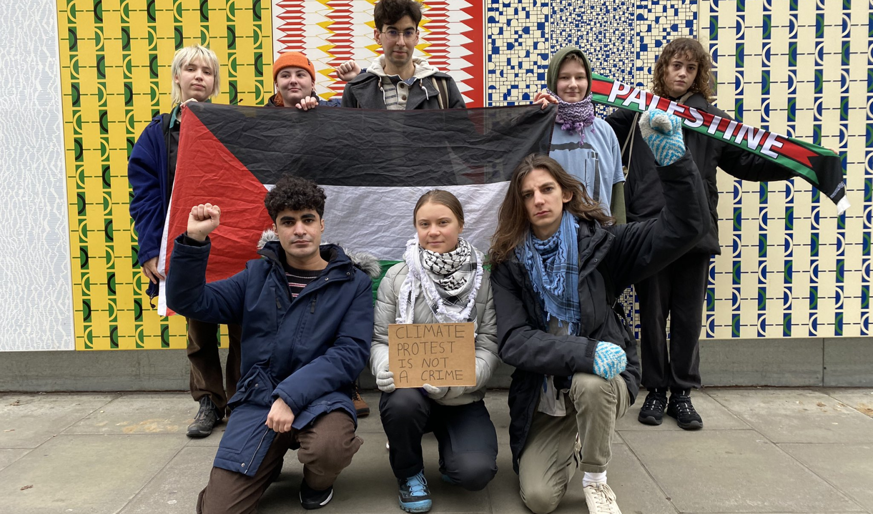 Greta Thunberg sostiene le proteste dei liceali in Francia: 