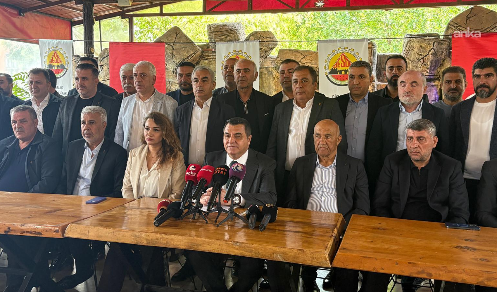 Protesta del presidente del DESOB Ebedinoğlu contro i controlli fiscali: 