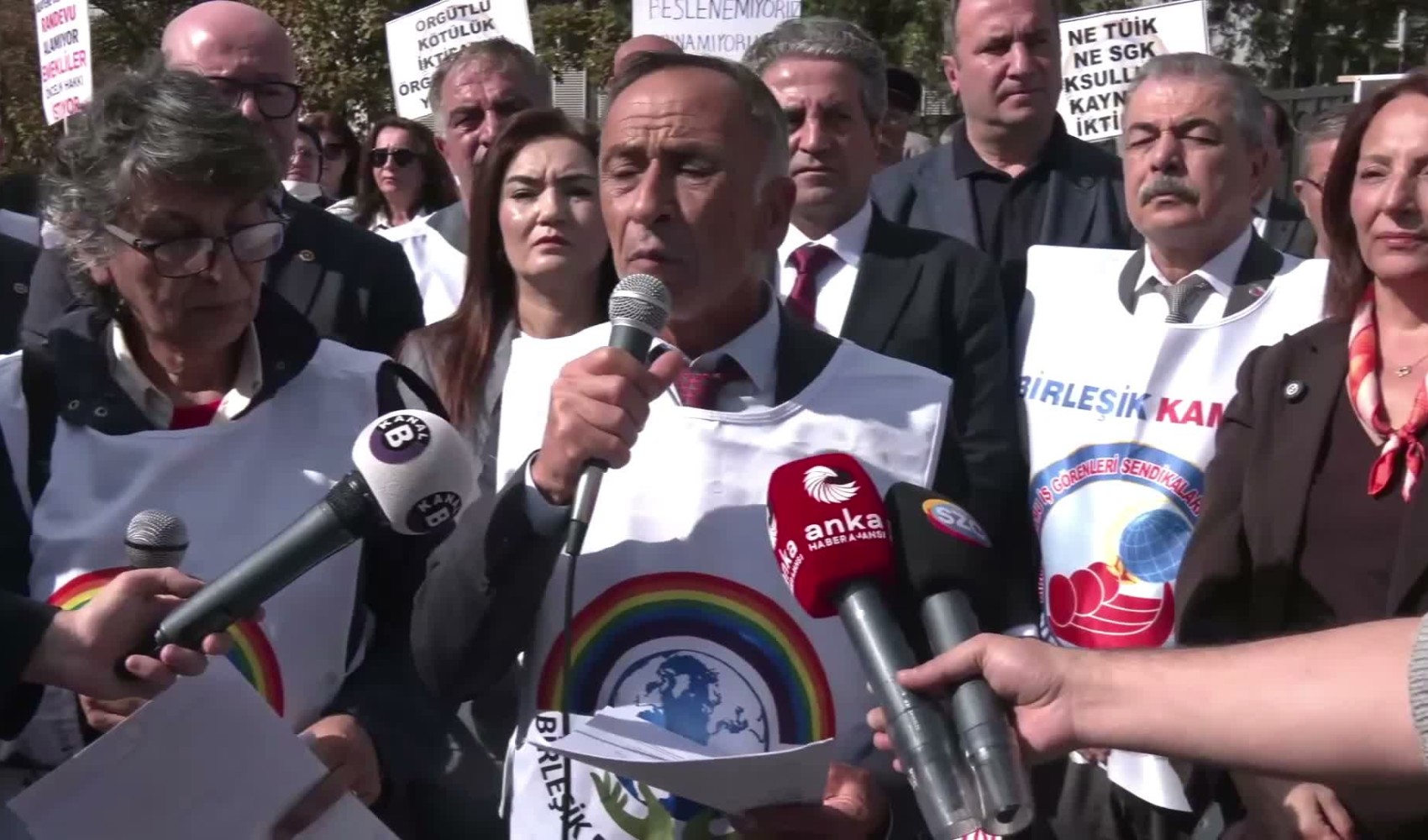 Il Sindacato Pensionati Uniti porta le proprie richieste al Parlamento turco: 'O si vive o si va subito al voto'