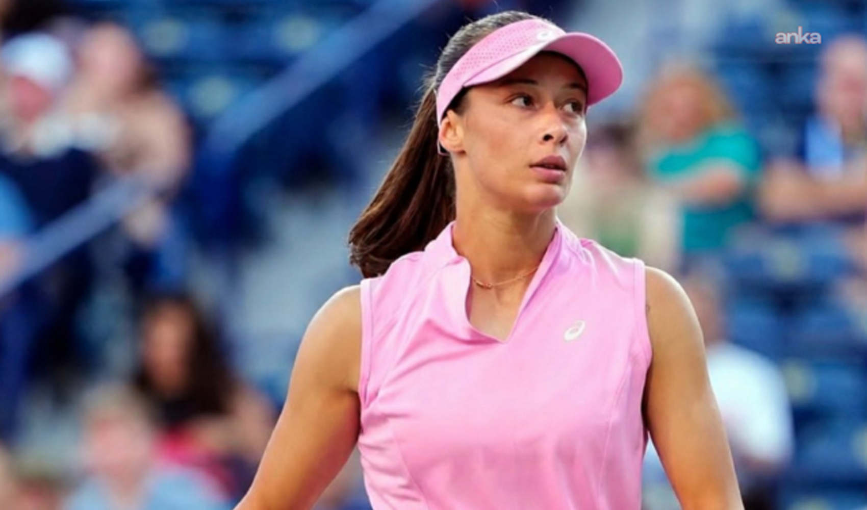 La tennista nazionale Zeynep Sönmez eliminata al primo turno del Wuhan Open dopo la sconfitta contro Yulia Putintseva
