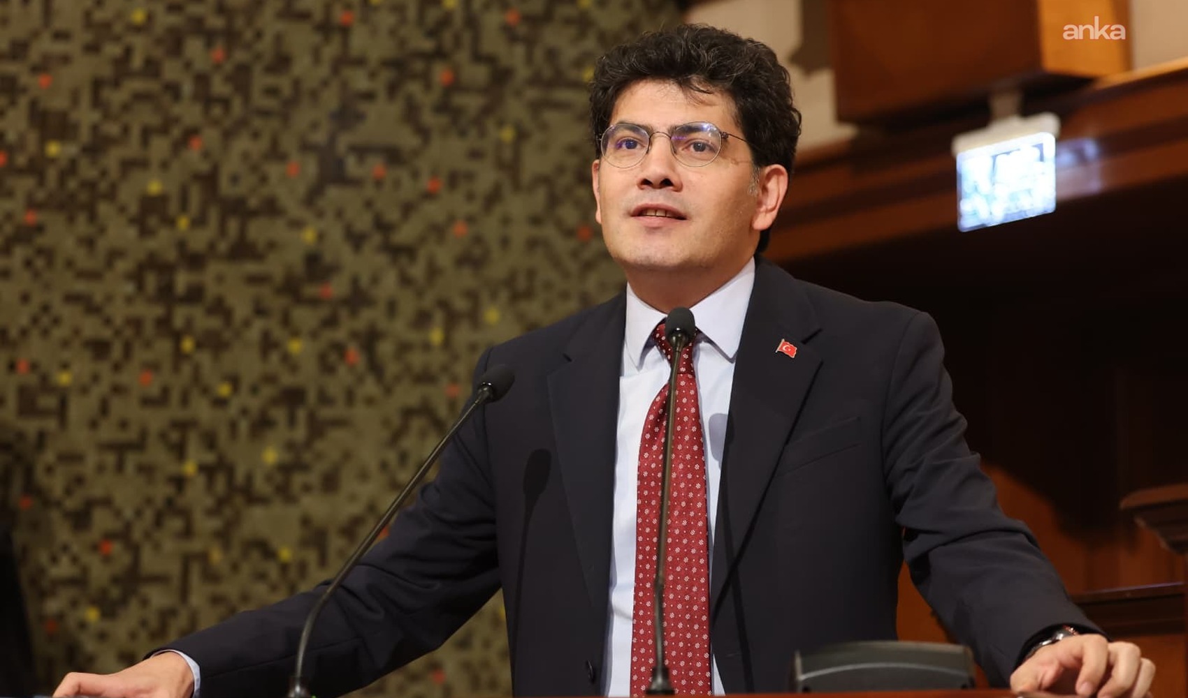CHP’li Ahmet Oğuz Demir’den fon krizi çıkışı: Bu yanlışın ortağı değiliz