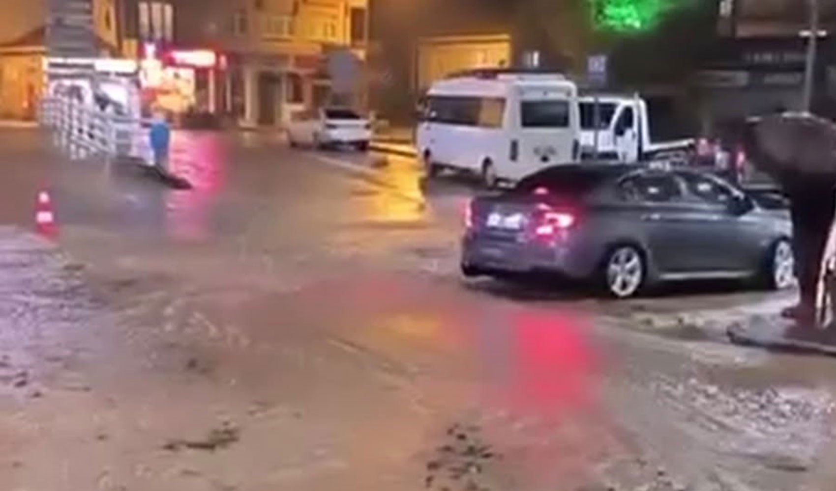 Yalova ve Kocaeli'de eğitime 1 gün ara verildi