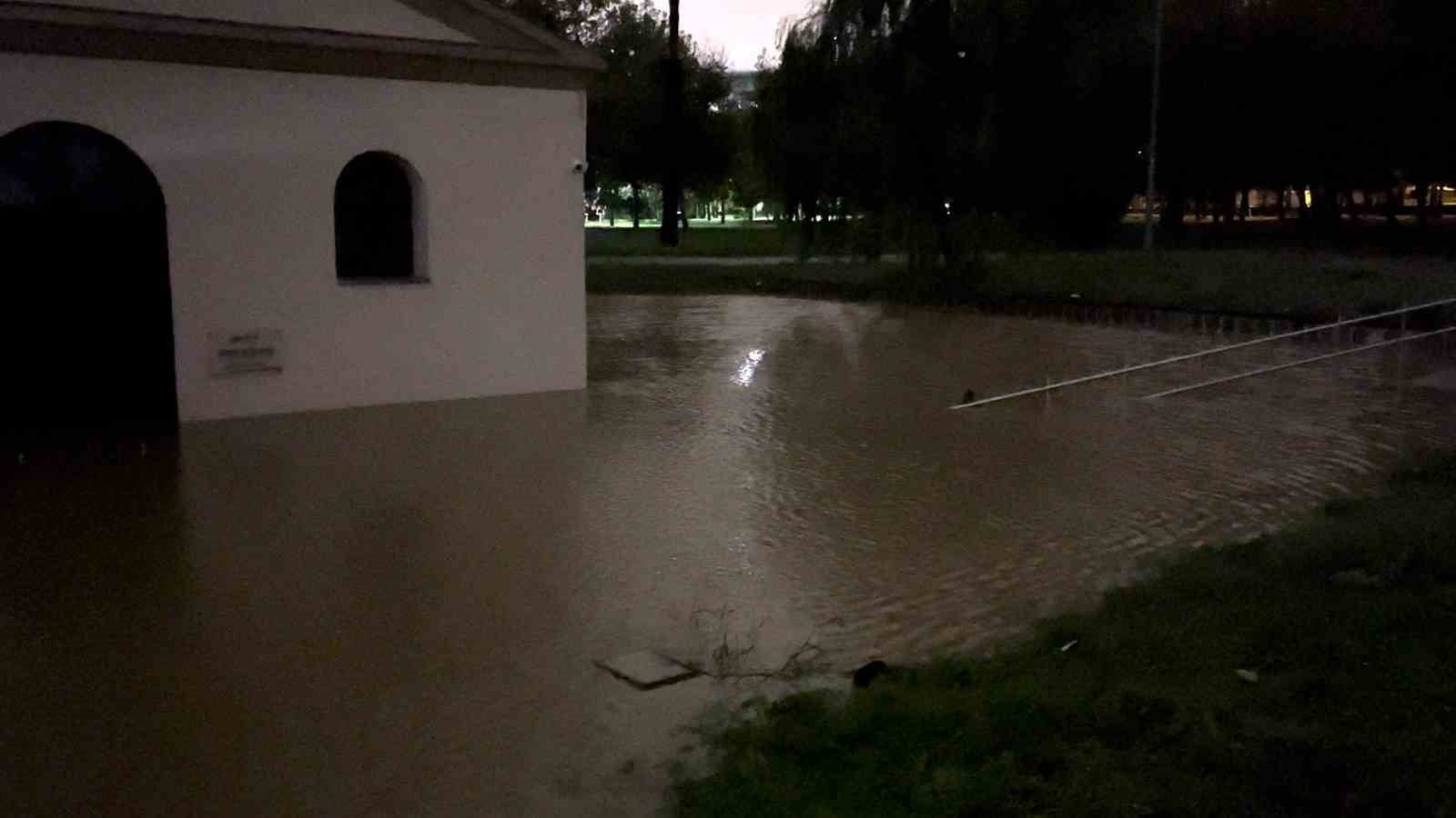Floodwaters accumulated around the Sadabad Garden and a section of the historic structure.