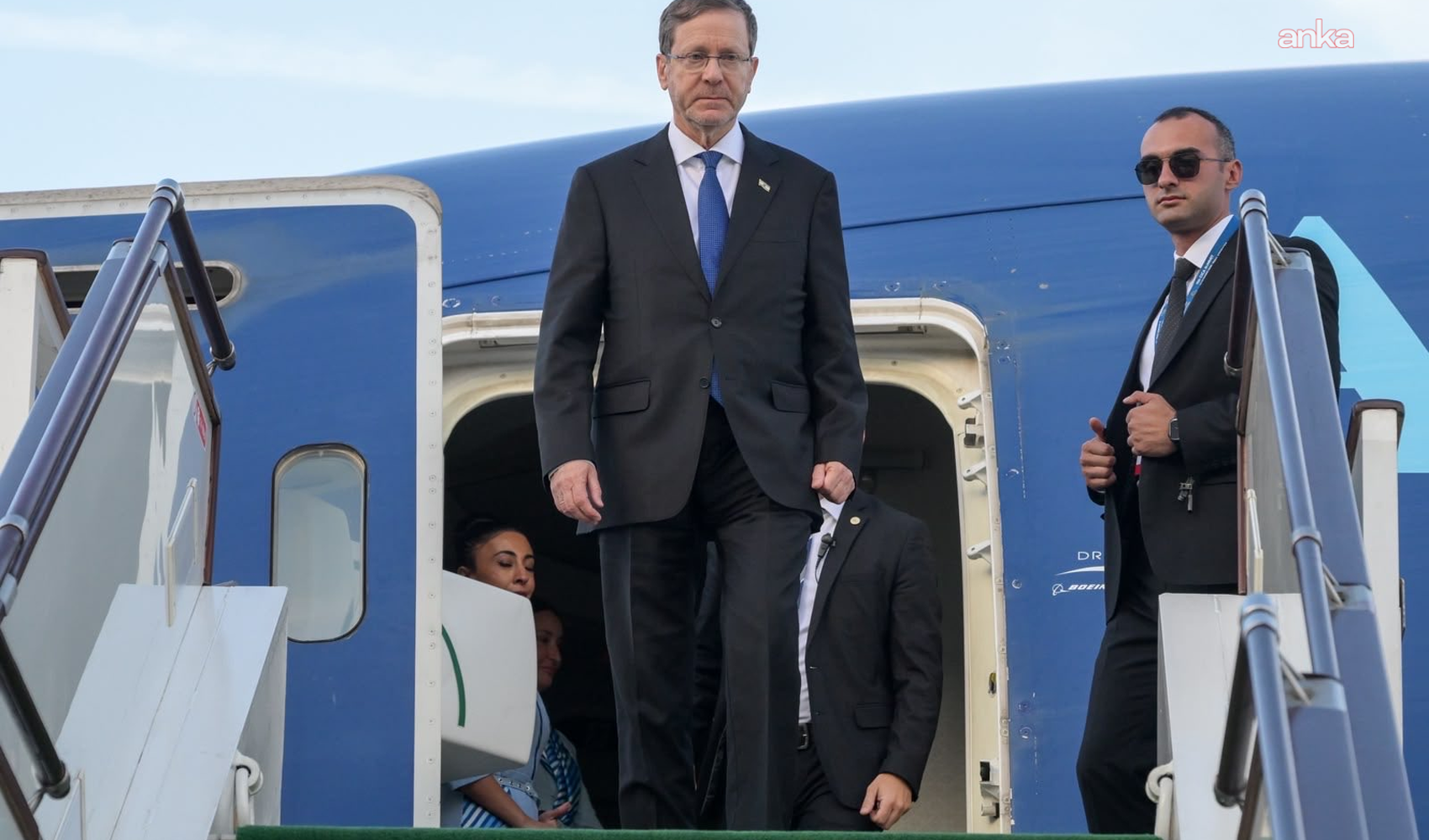 Herzog’un Bakü uçuşu Türk hava sahasından geçti: Türk yetkili, talep iletilmediğini söyledi