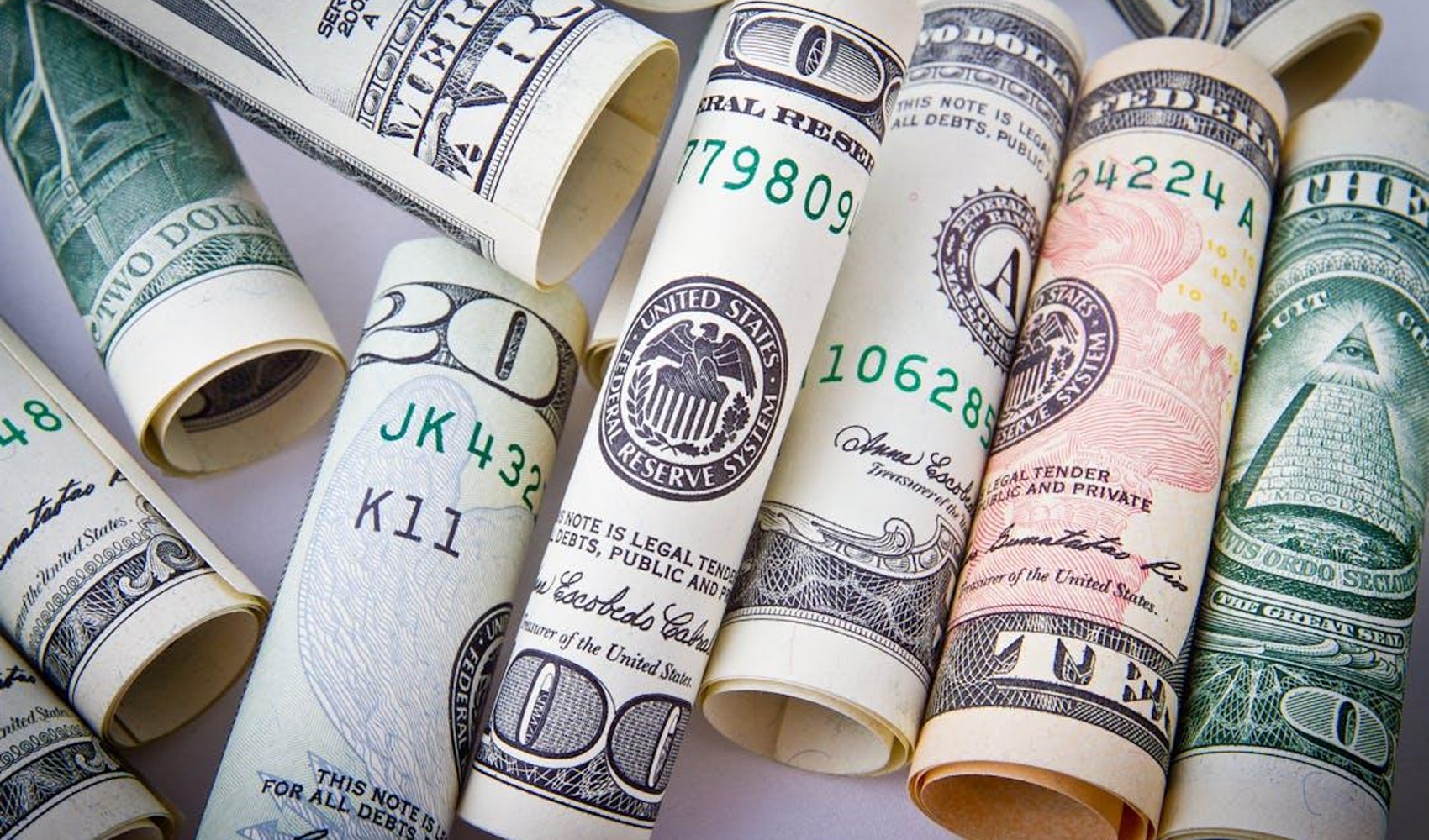 Dolar 49,53 TL seviyesinde: Euroda sınırlı yükseliş dikkat çekti