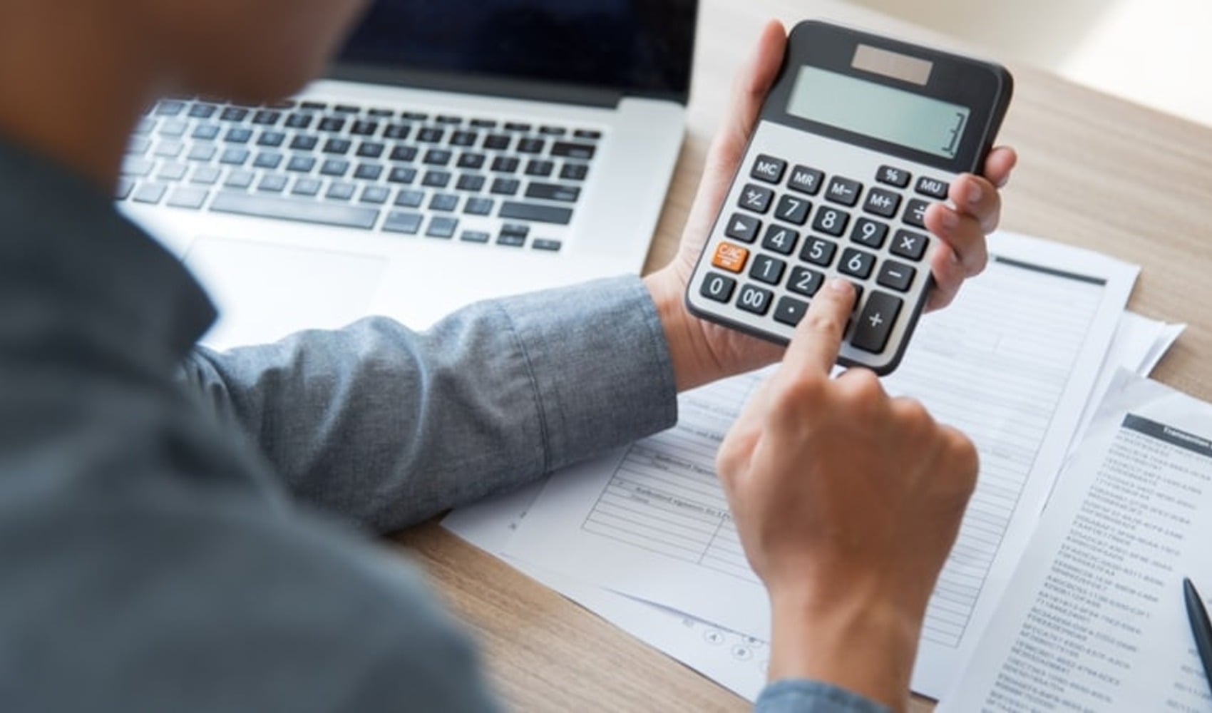 Civil servant overtime pay for 2027 included in proposal