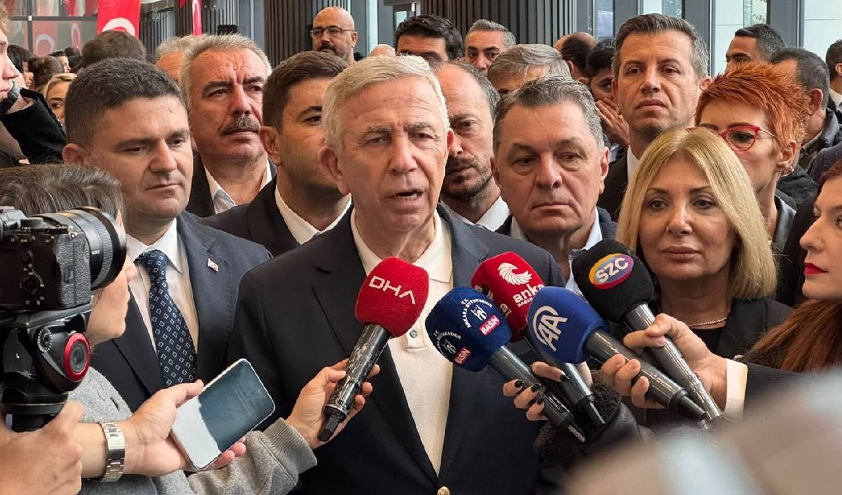 Mansur Yavaş'tan parti değiştiren belediye başkanlarına mesaj