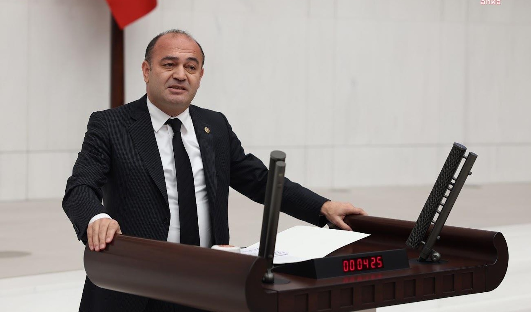 YENİ Parti milletvekili Özgür Karabat’tan Ziraat Bankası’na Tera Yatırım soruları: 585 milyon liralık teminat nasıl verildi?