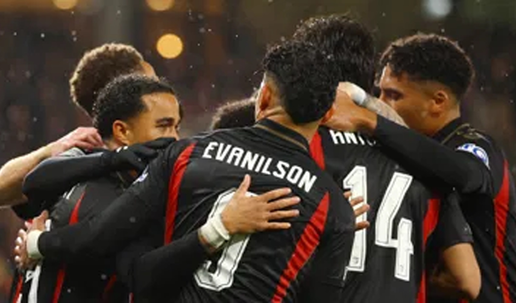 UEFA Avrupa Ligi’nde 3. hafta tamamlandı: Beşiktaş 10 kişi kaldığı maçta puanı aldı