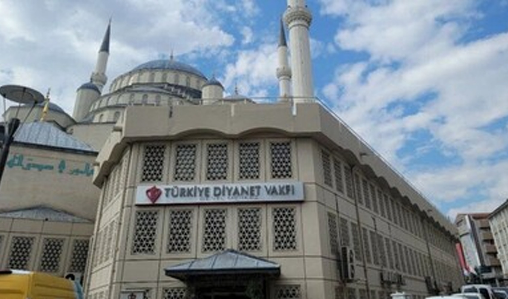 Response from the Türkiye Diyanet Foundation to fund allegations: Claims of losses and dismissals do not reflect the truth