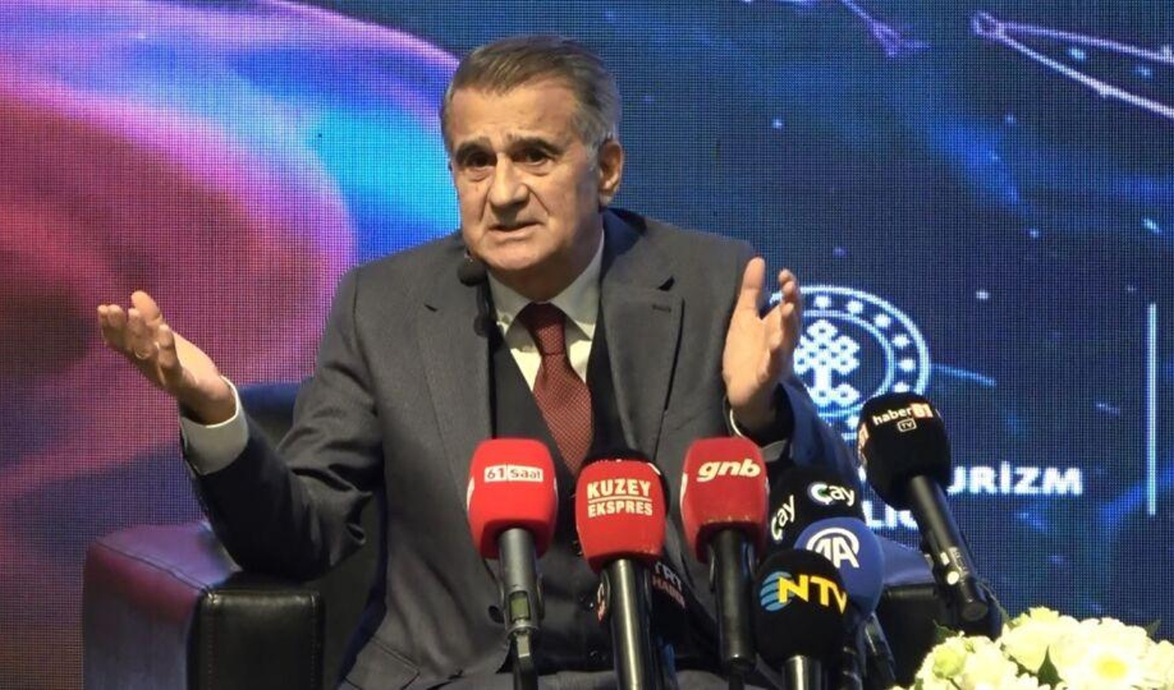 Güneş: Auguro successo a Sergen Yalçın
