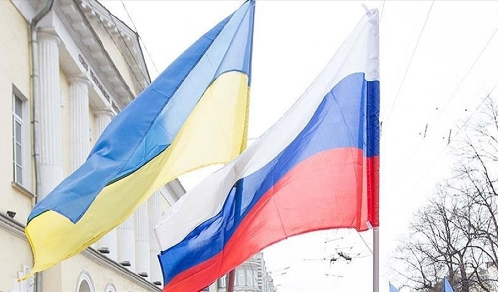 L'Ukraine confirme des attaques contre des installations en Russie