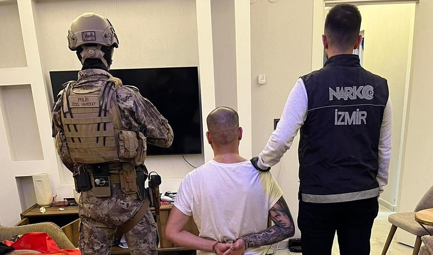 Interpol ve MİT takibi İzmir’de sonuç verdi