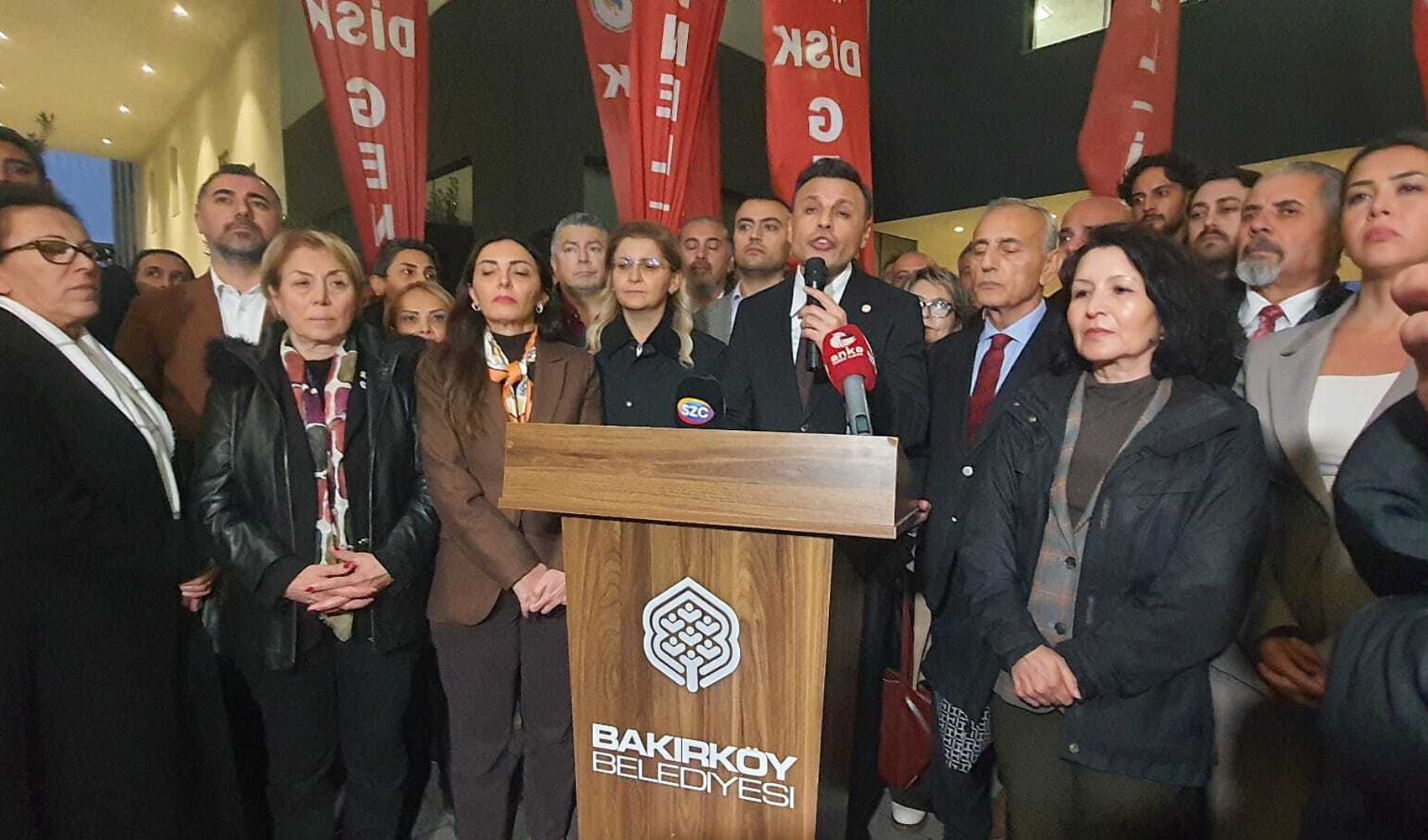 Reaktion von Özgür Çelik nach der Razzia in der Stadtverwaltung Bakırköy: Sie haben es auf die Stadtverwaltungen des Volkes abgesehen