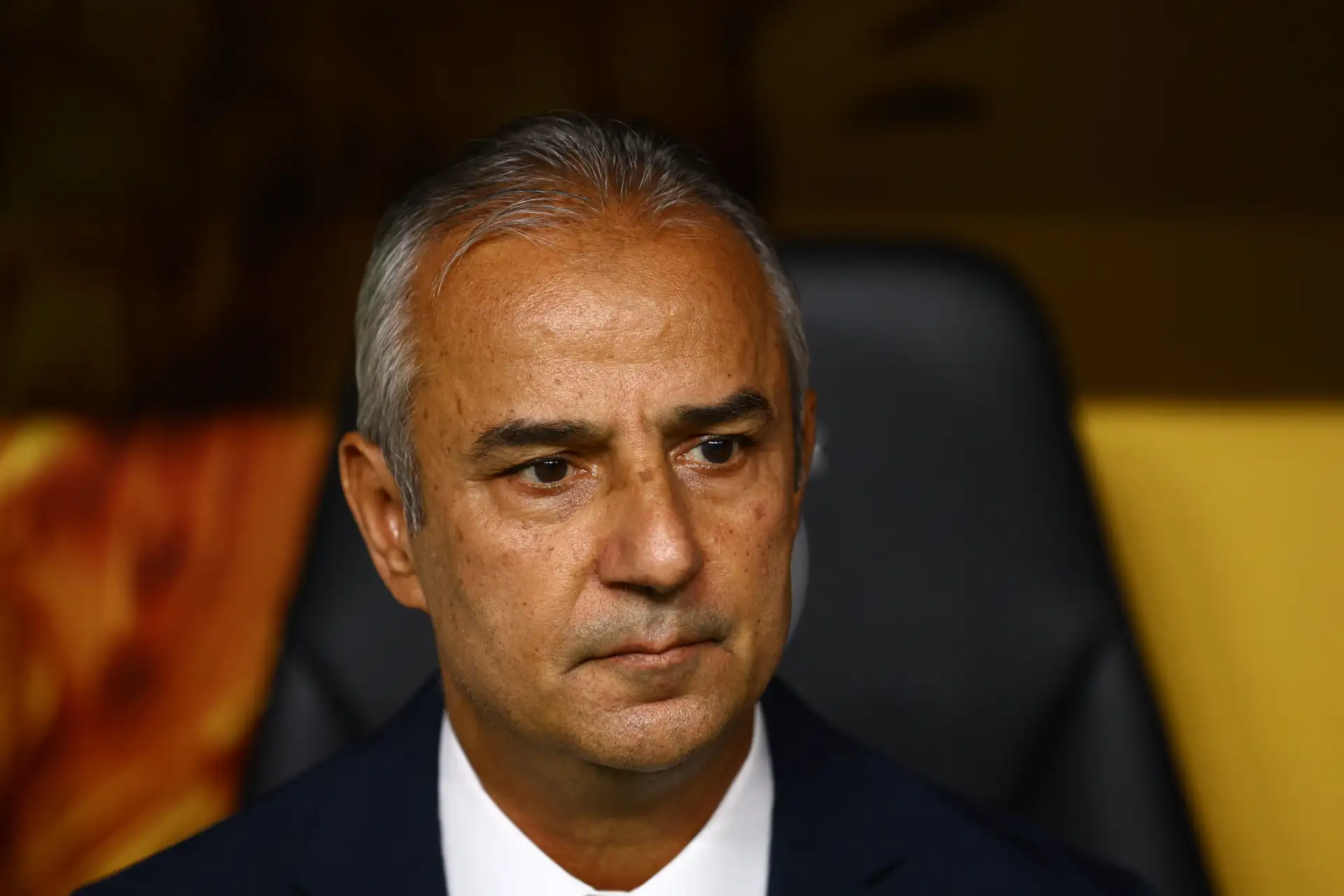 İsmail Kartal’ın yakın plan portre fotoğrafı.