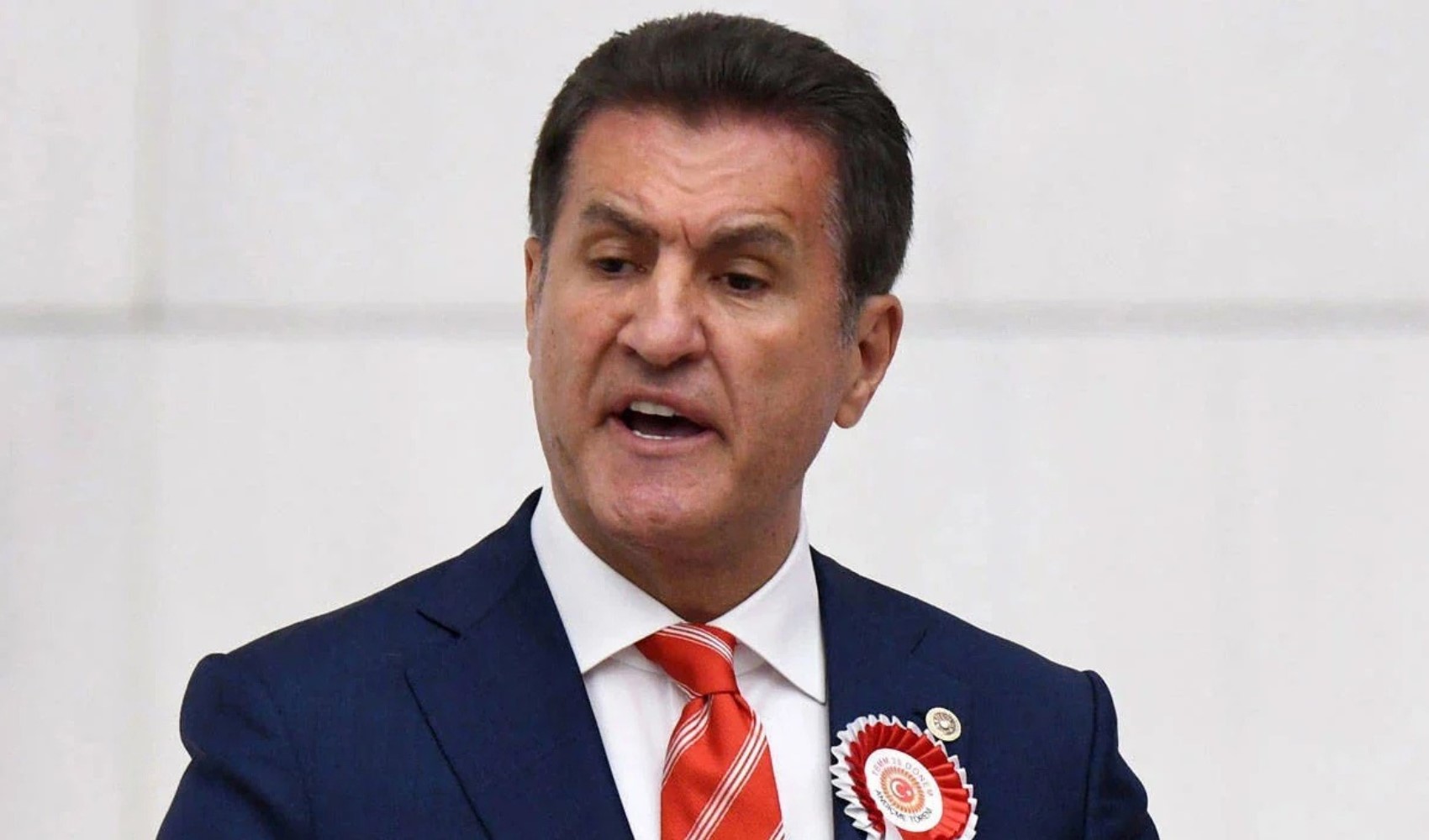 YENİ Parti’den Sarıgül açıklaması: 'Partiyle ilişkisi bulunmamaktadır'