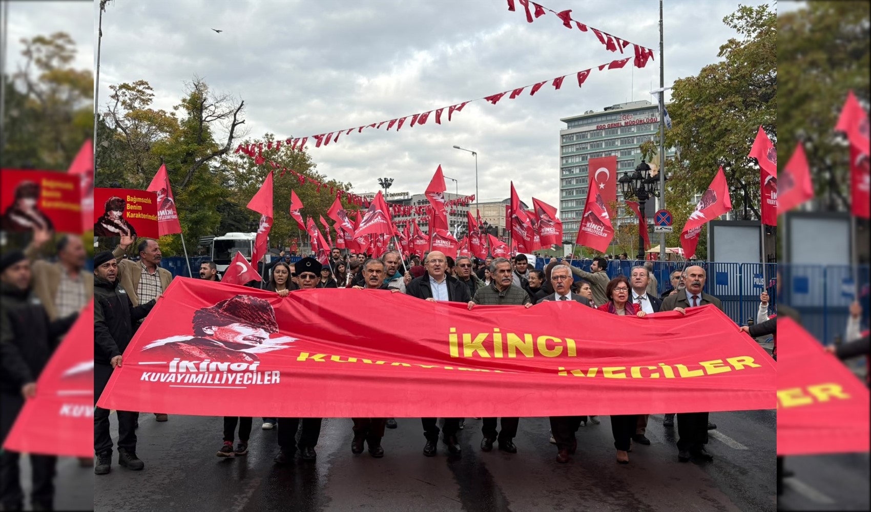 The 'Second Kuvayımilliyeciler' marched to Anıtkabir on the 103rd anniversary of the Republic