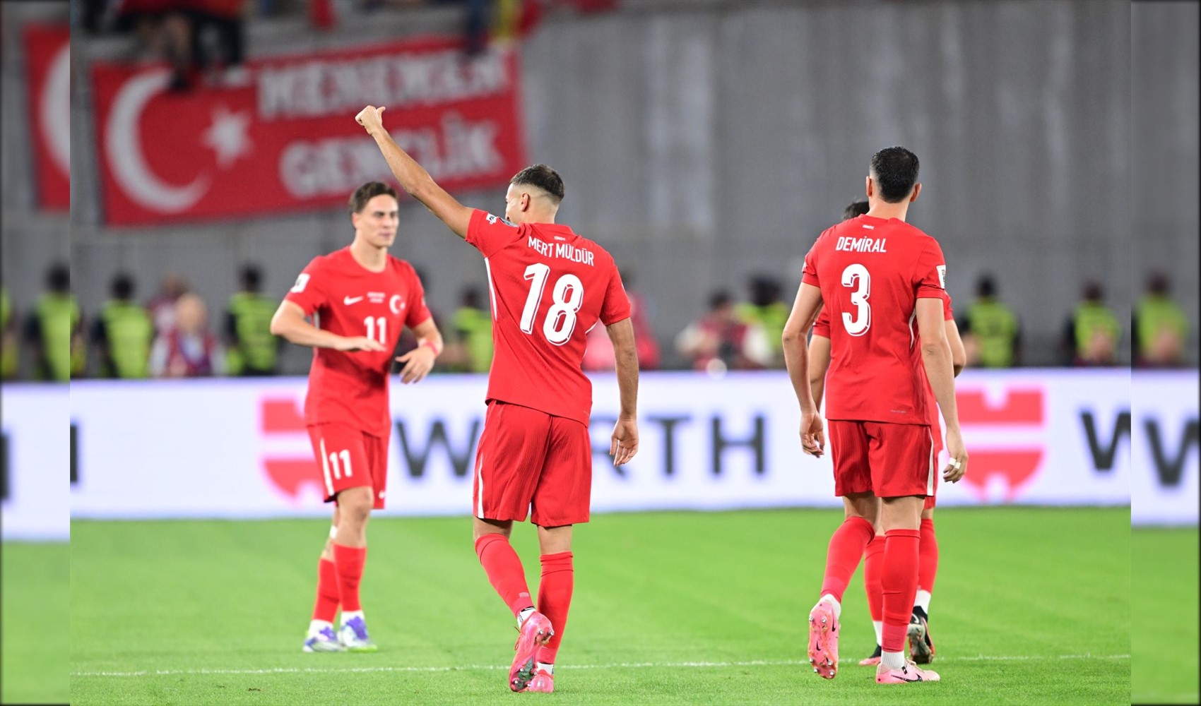 Milli Takım’da iki futbolcu kamptan ayrıldı