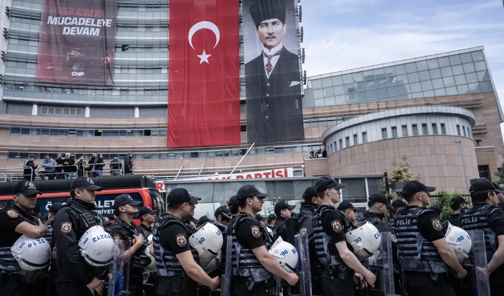 YENİ Parti’den AİHM hamlesi: ‘CHP’nin yönetimini değiştirmek kapatmaktan farksız’