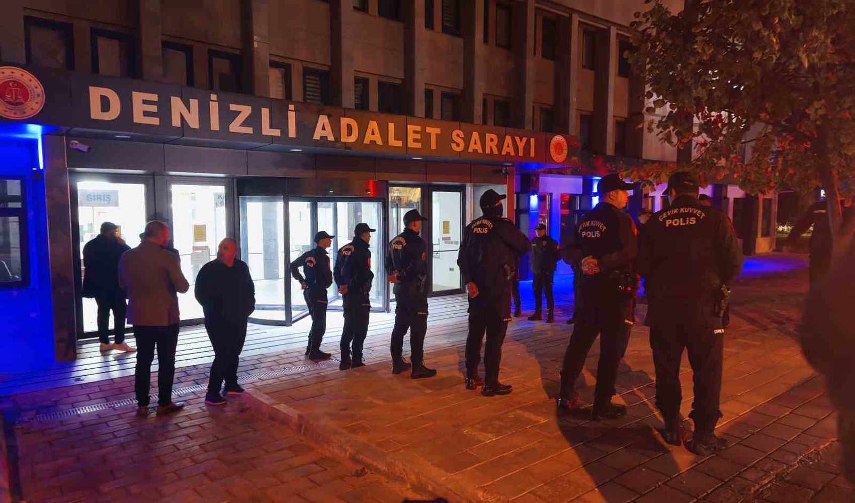 Merkezefendi Belediyesi soruşturmasında 5 tutuklama: 12 kişi adli kontrolle serbest