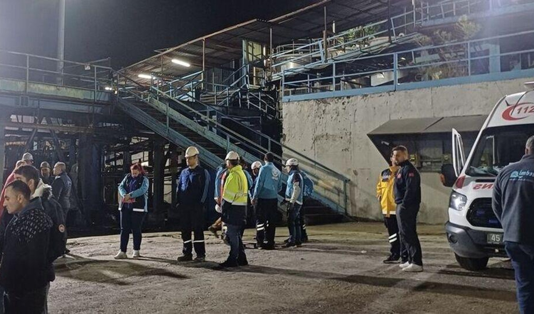 Soma’daki maden göçüğü soruşturmasında 9 tutuklama