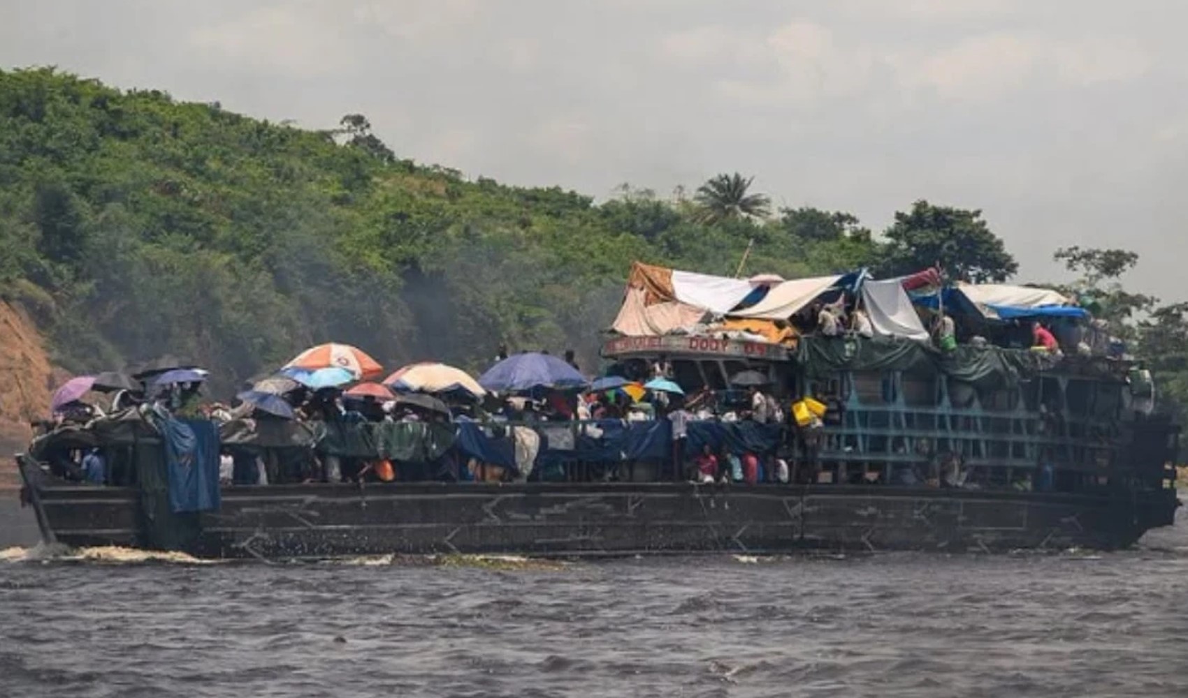 Repubblica Democratica del Congo, collisione tra due imbarcazioni: almeno 22 morti