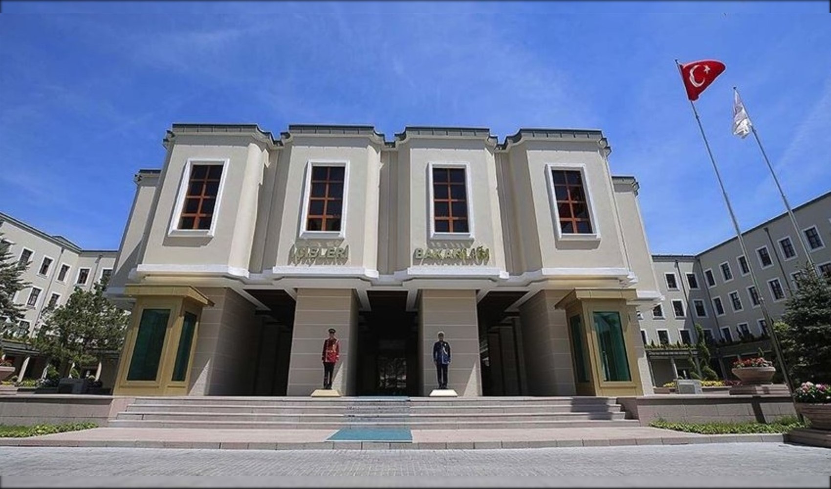 5 belediye başkanı görevden uzaklaştırıldı