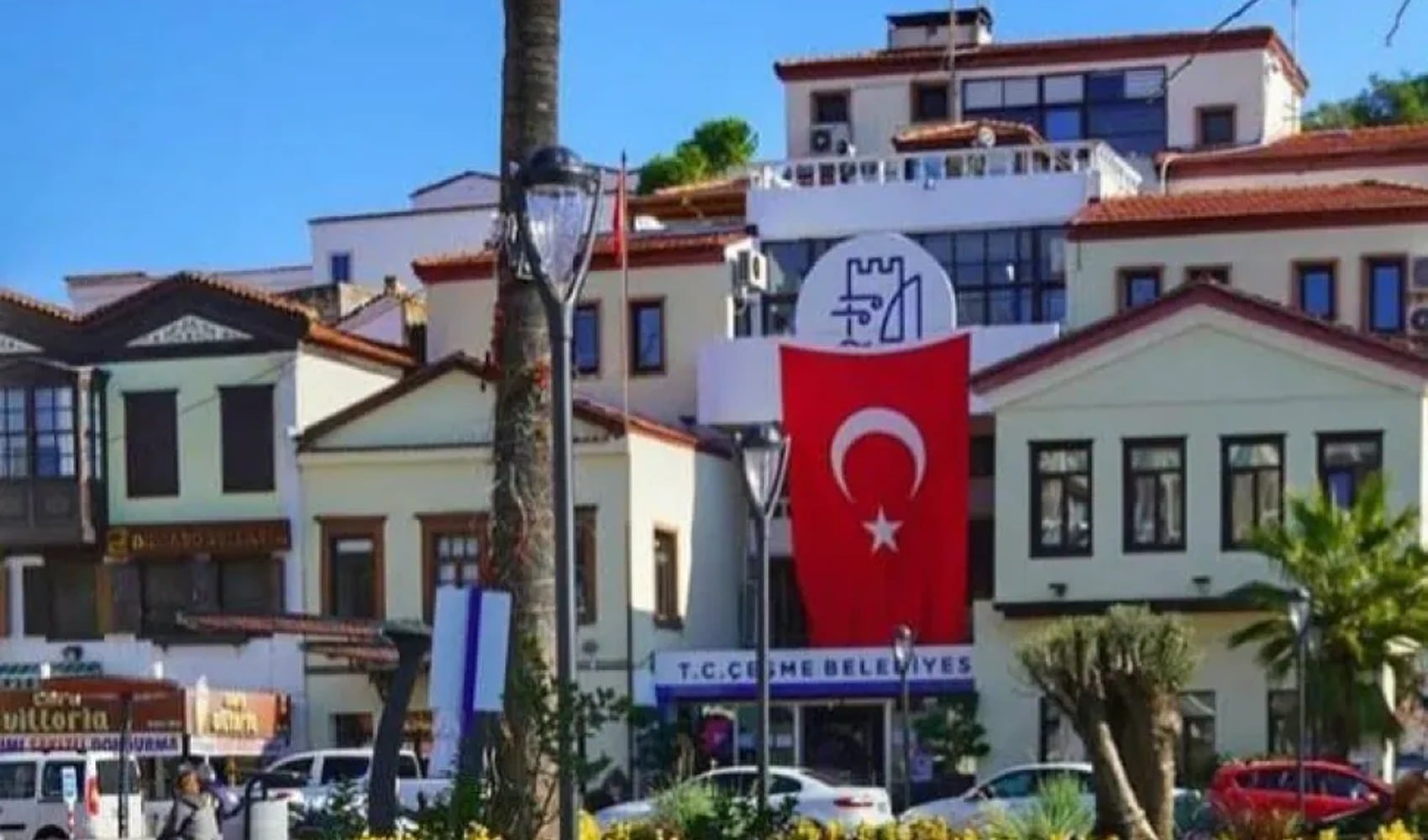 Çeşme Belediyesi'ne usulsüzlük operasyonu: Üst düzey isimler gözaltında