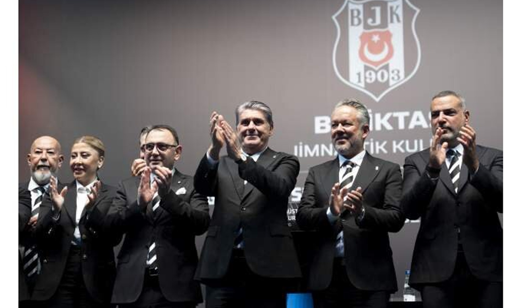 Beşiktaş yönetiminden kasaya destek