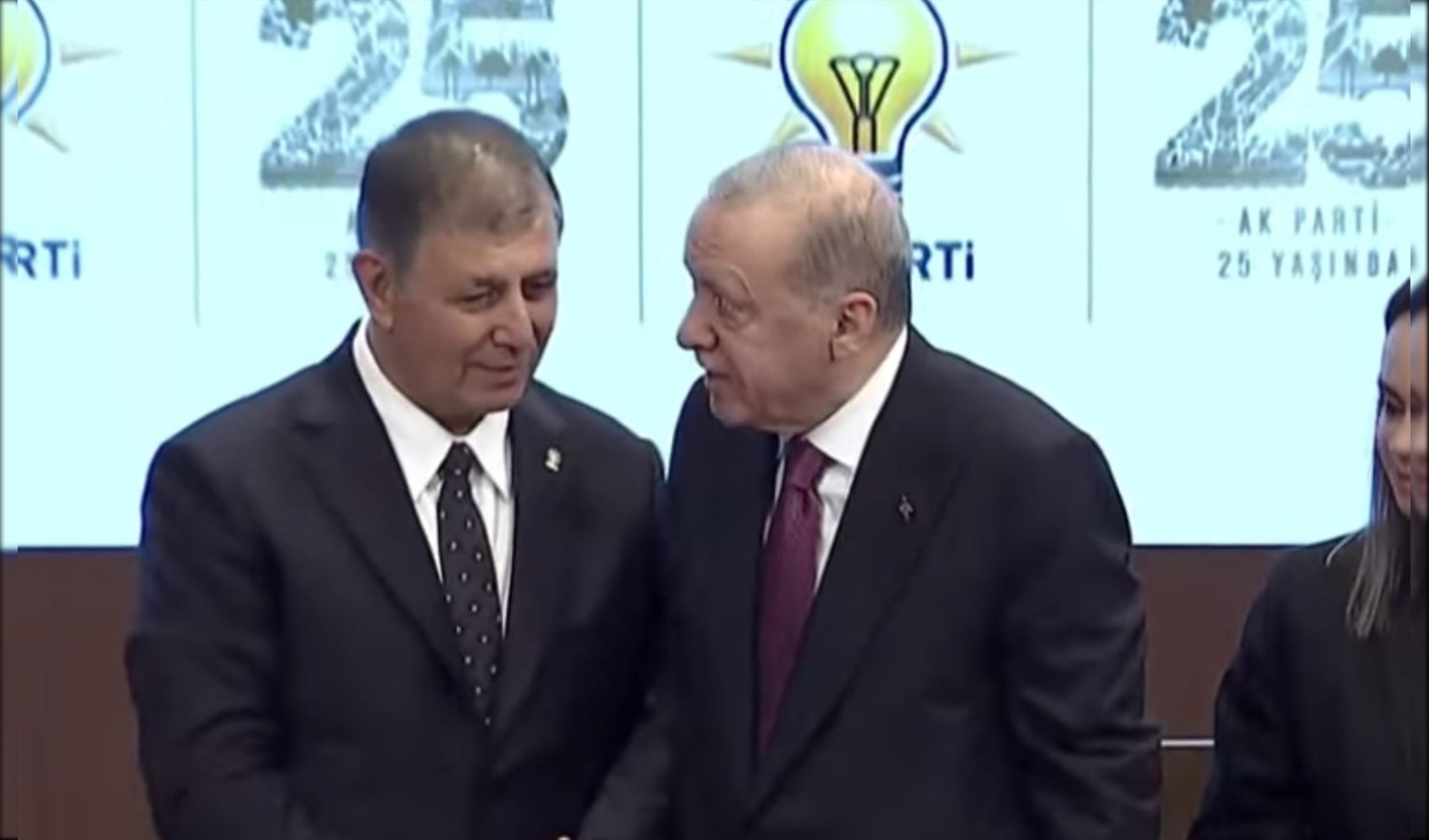 Breaking News: Erdoğan's 'Izmir is different today' message: Cemil Tugay is officially in the AKP!