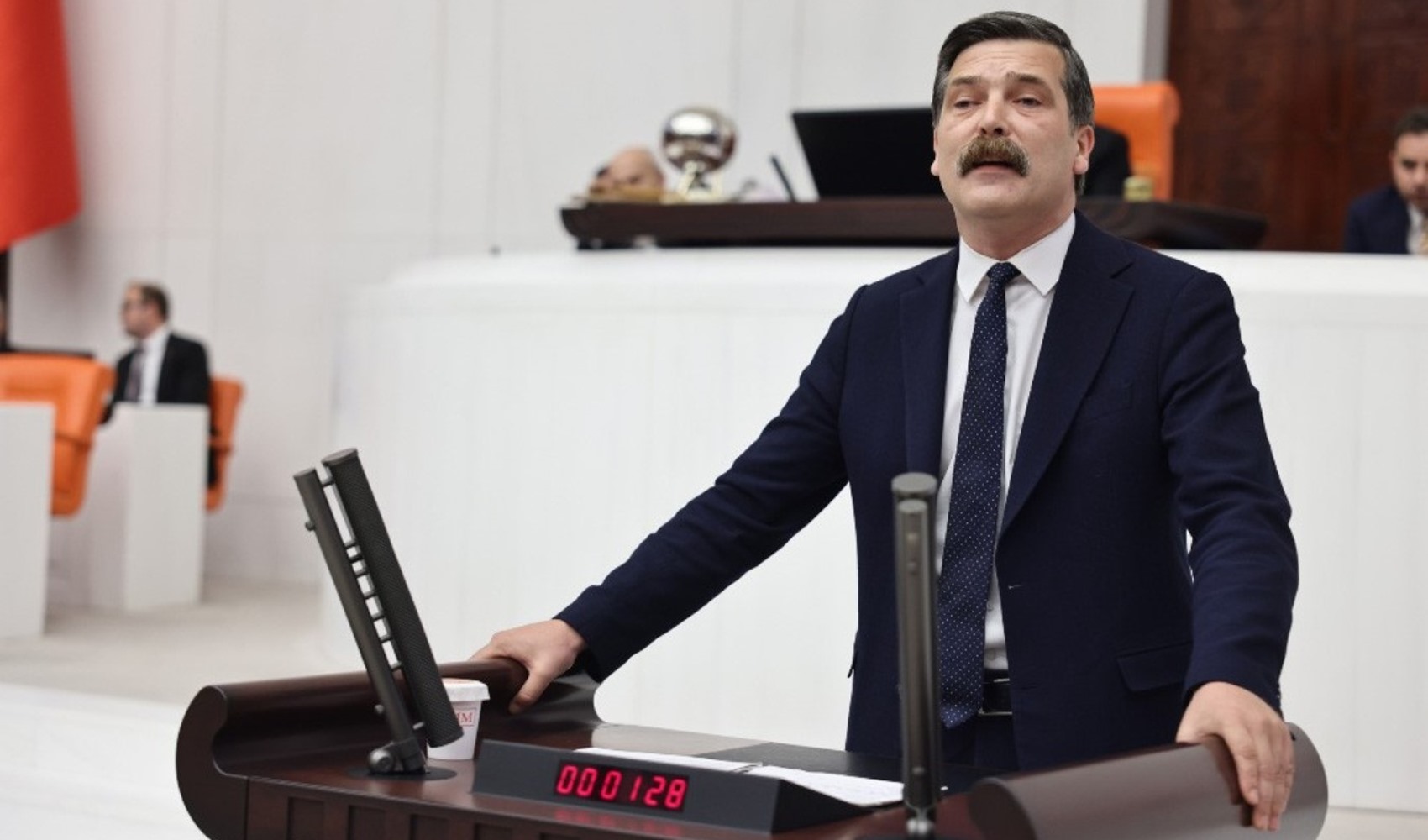 TİP Genel Başkanı Erkan Baş, Tugay'ın AKP'ye geçişini eleştirdi