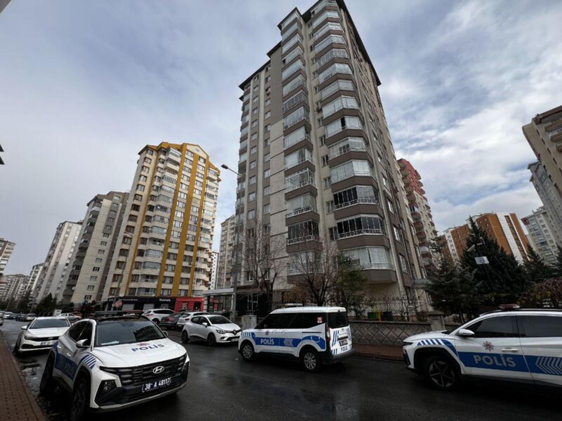Sentenza nel processo per l'omicidio di Melek Gül a Kayseri: ergastolo ostativo per l'imputato