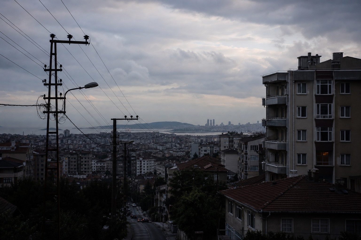 İstanbul’da elektrik kesintisi: İlçe ilçe saatler belli oldu