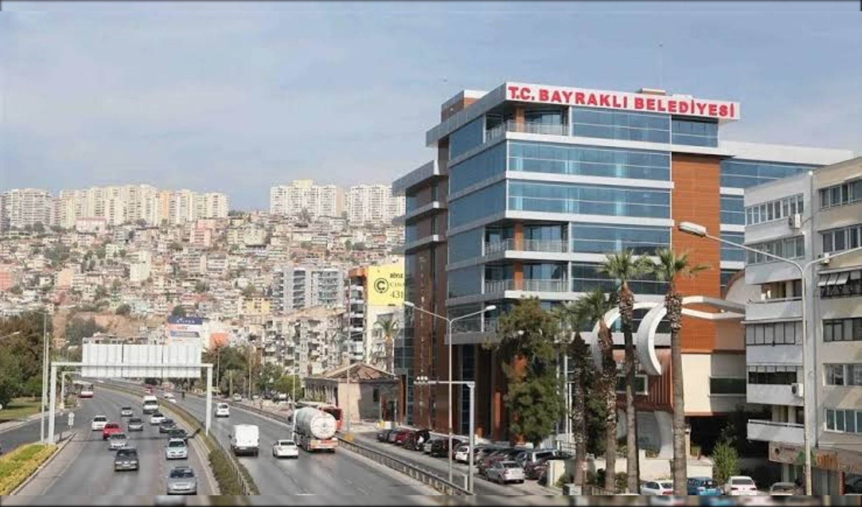 Bayraklı soruşturmasında 43 kişi adliyede