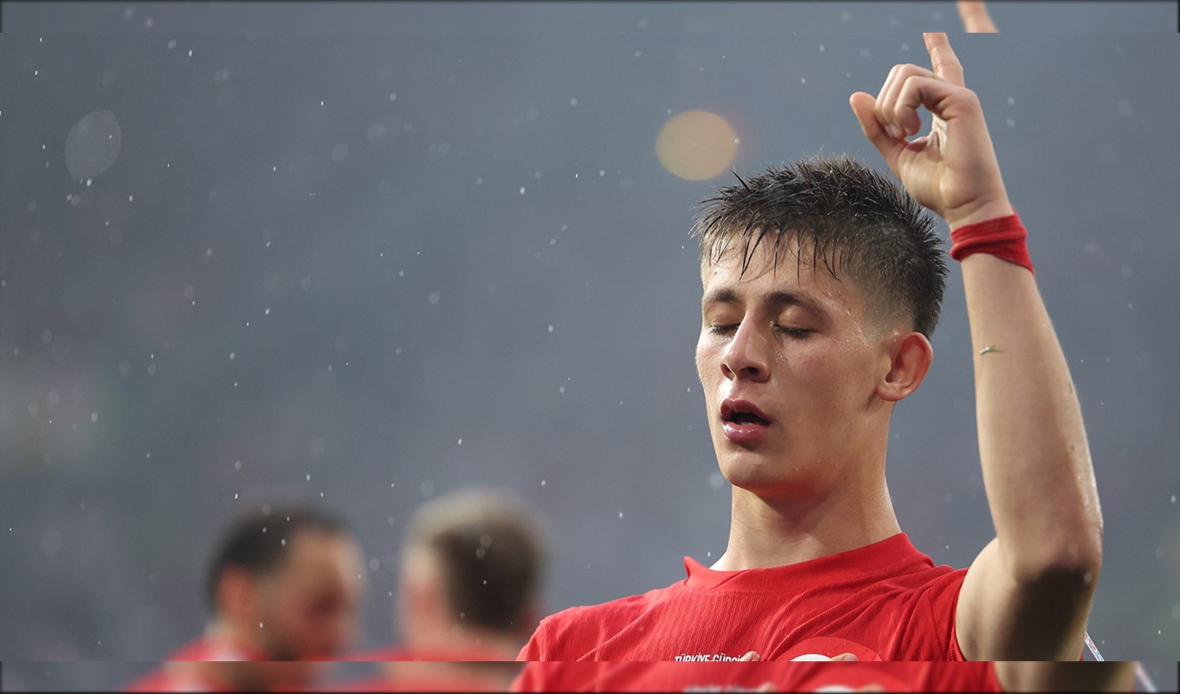 Montella'ya eski öğrencisi Arda Güler'den mesaj
