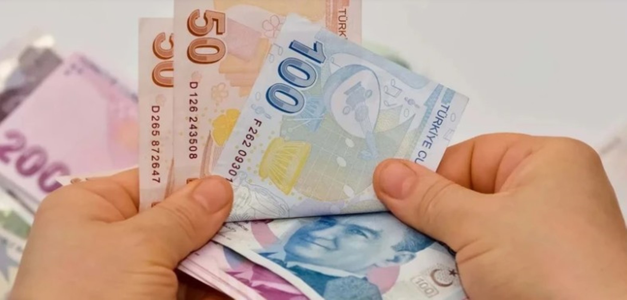 Banka faizlerinde yeni oranlar: 2 milyon 200 Bin TL'nin aylık getirisi ne kadar?