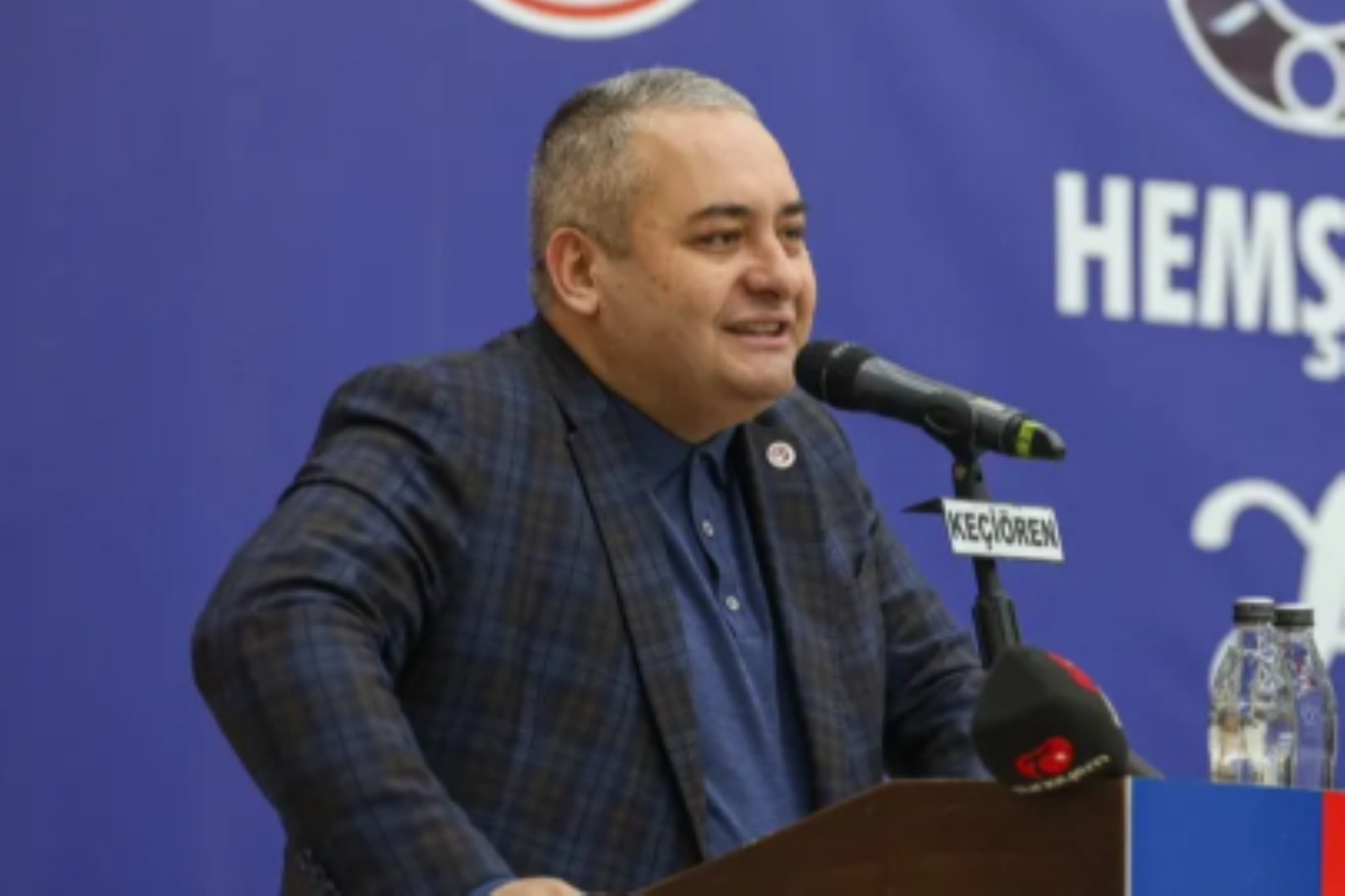 Cumhur İttifakında Mesut Özarslan bilmecesi sürüyor... AKP'li isim duyurdu: 'Şimdilik rafa kaldırıldı'