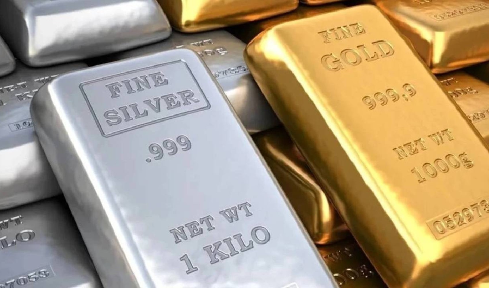 Altın Gümüş Piyasalarında Yükseliş: Küresel Belirsizlik ve ABD Verileri Küresel piyasalarda artan belirsizliği, zayıf perakende satış verilerine ve gevşek para politikası beklentisi etkileyen altın gümüş fiyatları yükselişini analiziyle.