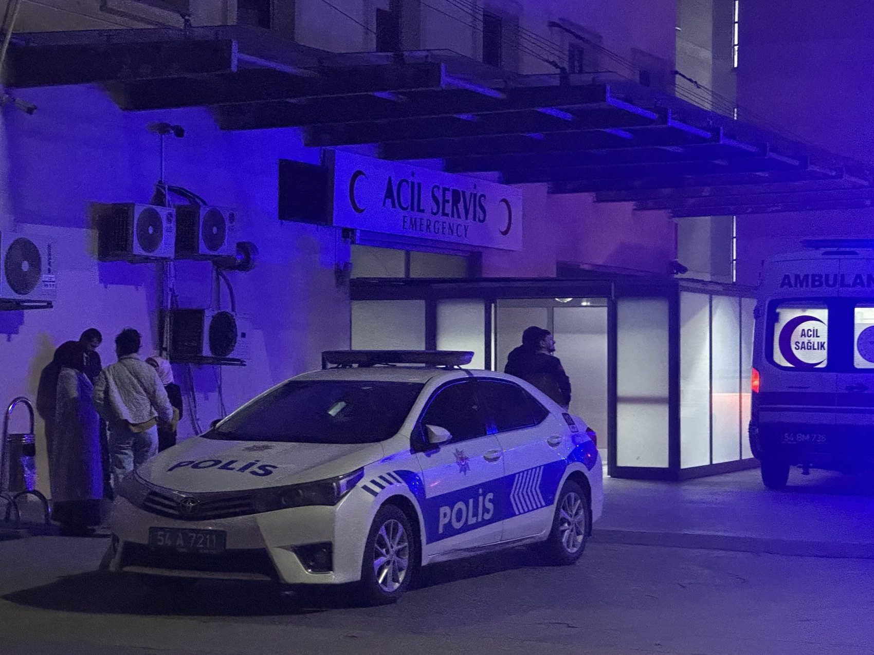 Arkadaşına kanser olduğunu söyleyen polis silahıyla kendini vurdu