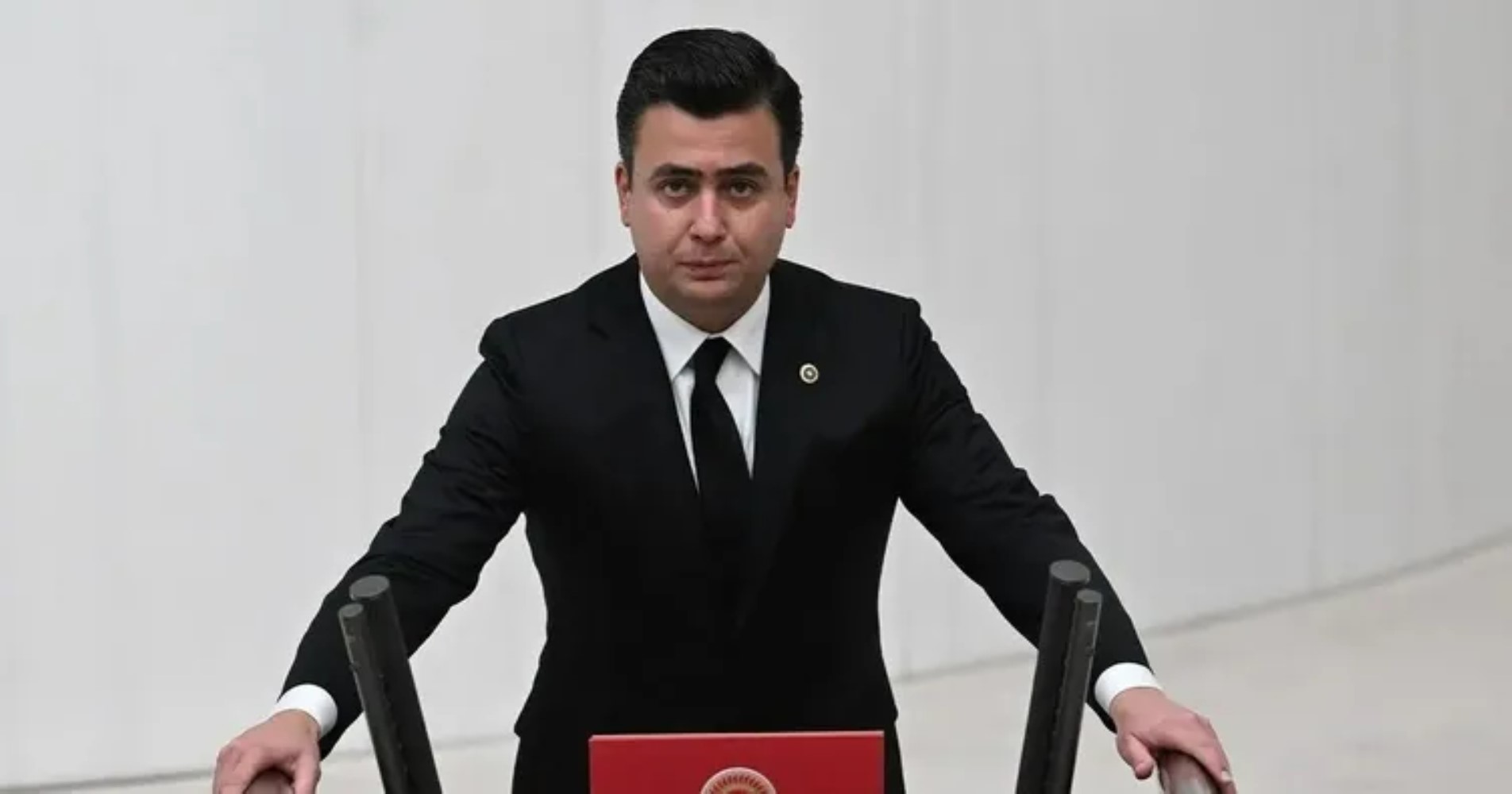 Yumruklu saldırı ile gündeme oturmuştu: Osman Gökçek'e destek mi verildi?