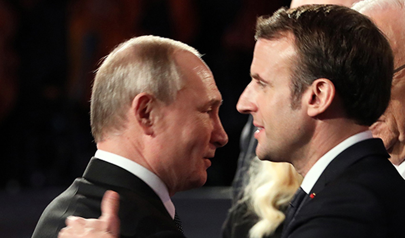 Macron: Rusya ile yaşama kurallarını tanımlamak zorunda kalacağız