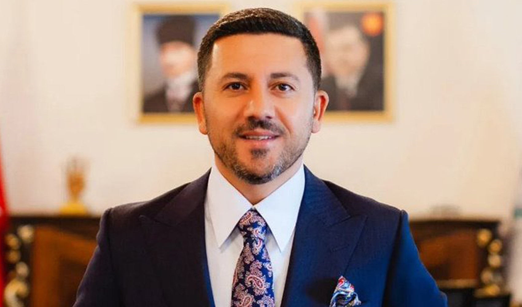 İYİ Partili Rasim Arı'dan AKP'ye geçeceği yönündeki haberlere yanıt