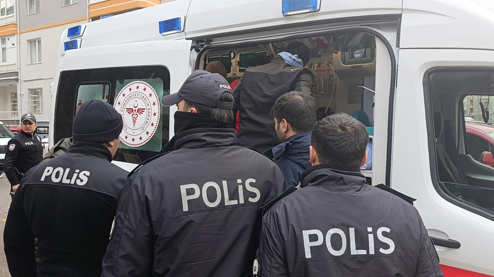 Hükümet konağı inşaatında maaş krizi