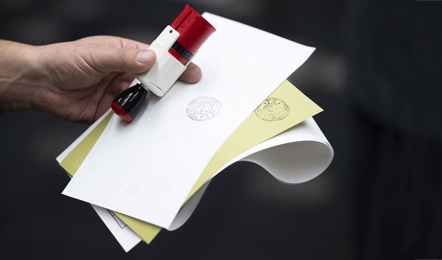 Şubat ayında yapılan genel seçim anketinden çarpıcı sonuç