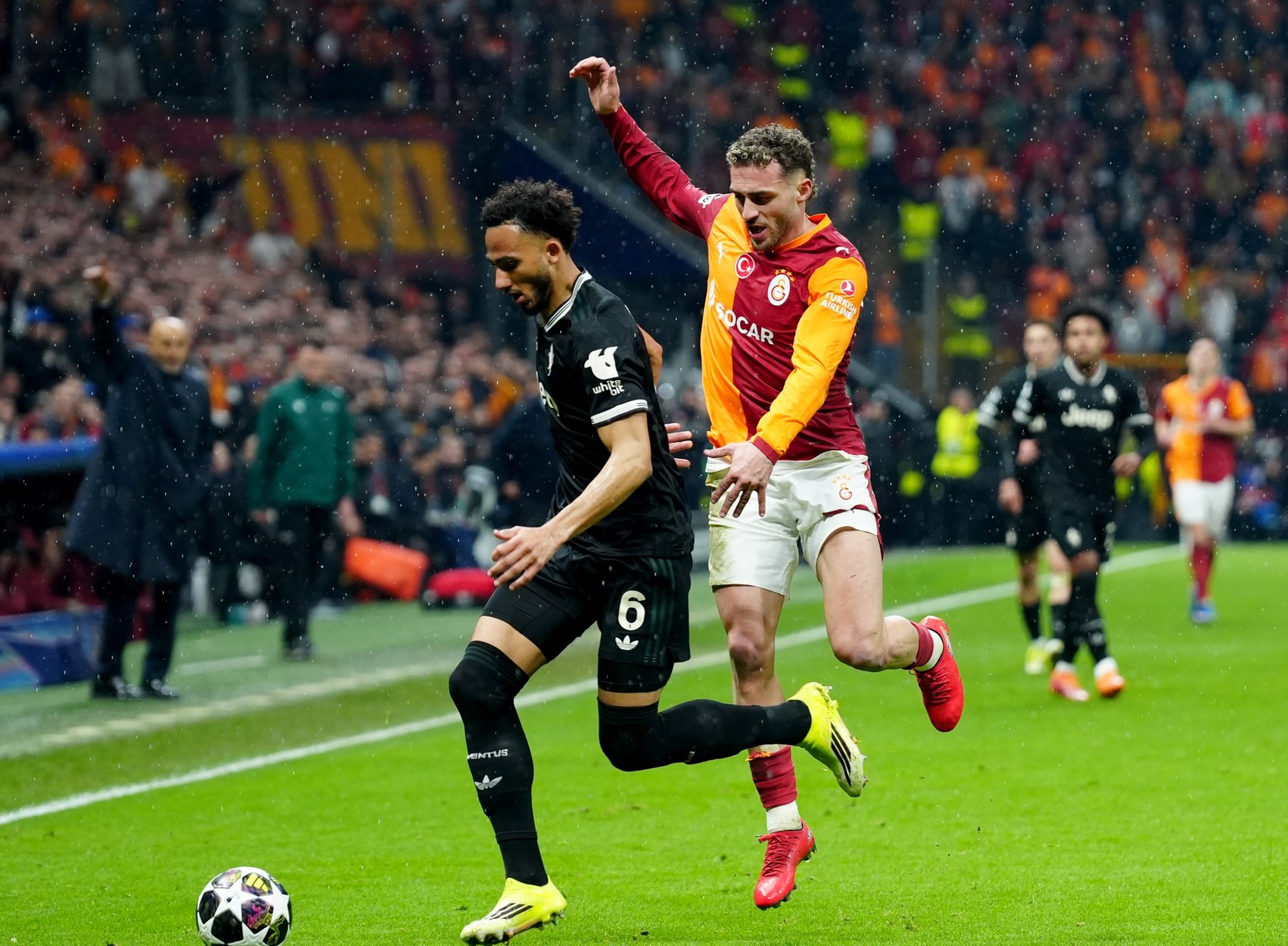 Galatasaray'dan Juventus'a 5 gollük tarife: Tarihi galibiyet geldi