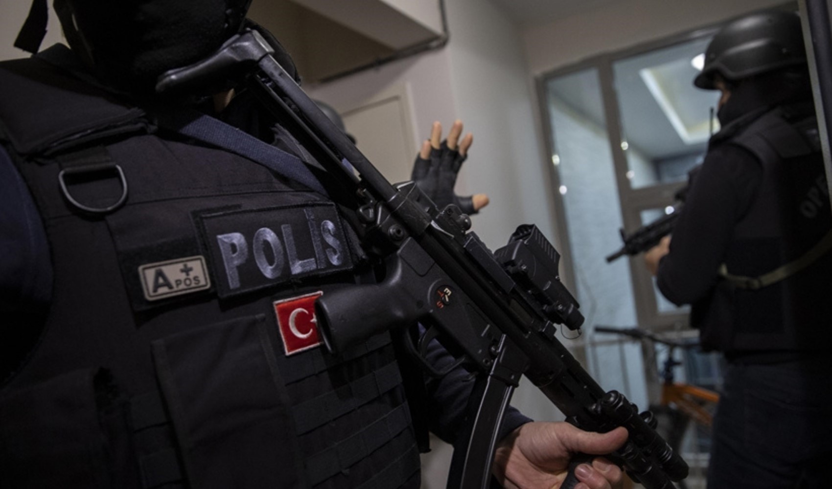 Ankara'da IŞİD ve FETÖ'ye operasyon