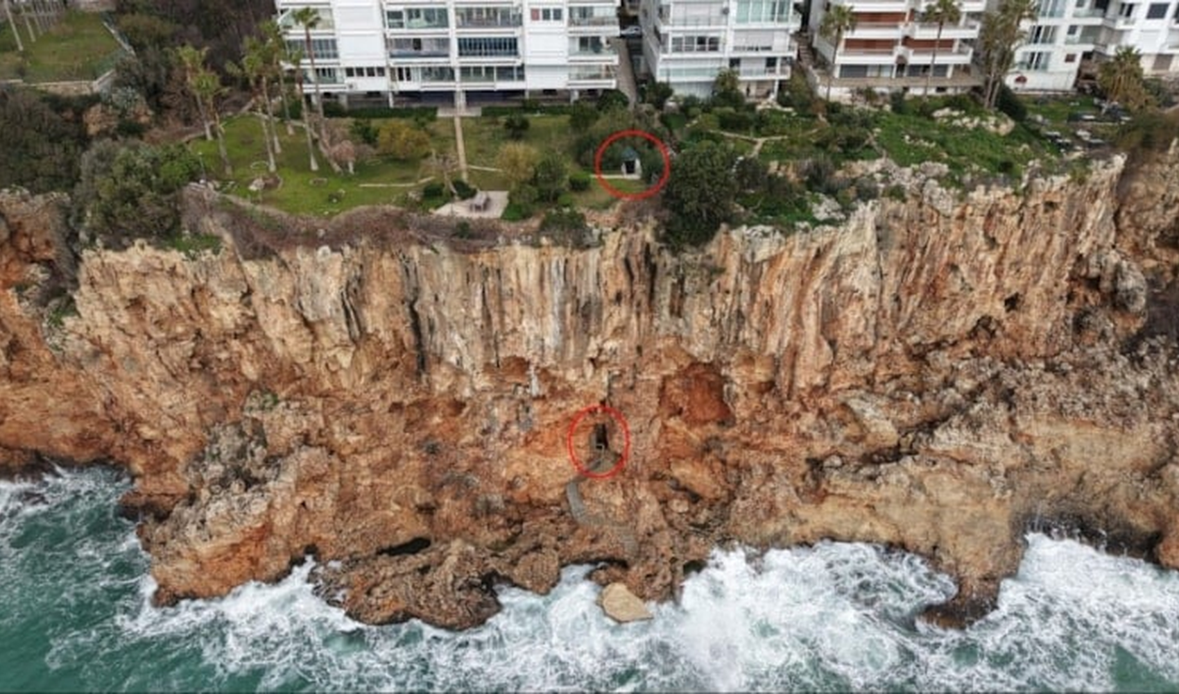 Antalya'daki skandal yapı için harekete geçildi